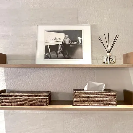 Bed & Breakfast The Iconic