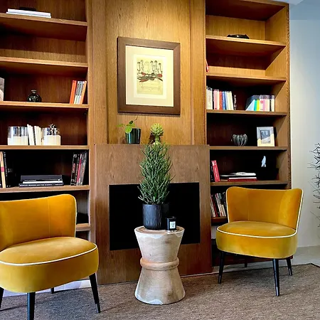 The Iconic Bed and breakfast