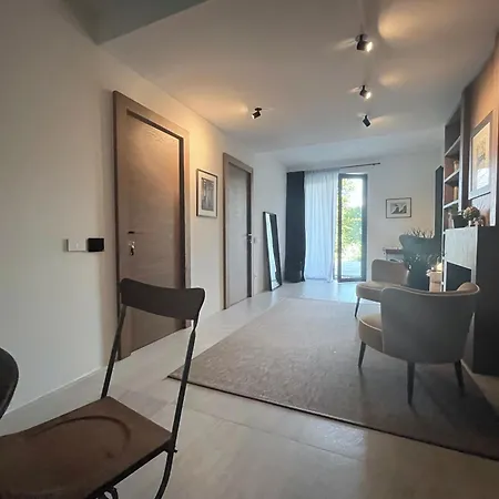 The Iconic Bed & Breakfast 4*