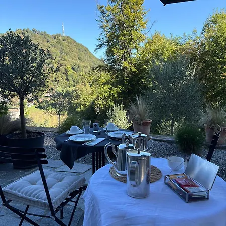 The Iconic Bed and Breakfast Μπελάτζιο