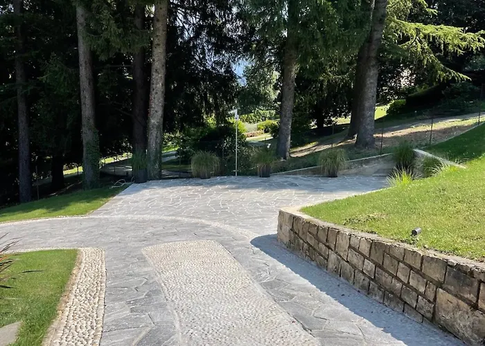 Bed and Breakfast The Iconic 4*